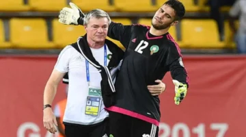 3 أشهر غياب.. نهضة بركان يفقد حارسه الأساسي قبل مواجهة بيراميدز المرتقبة